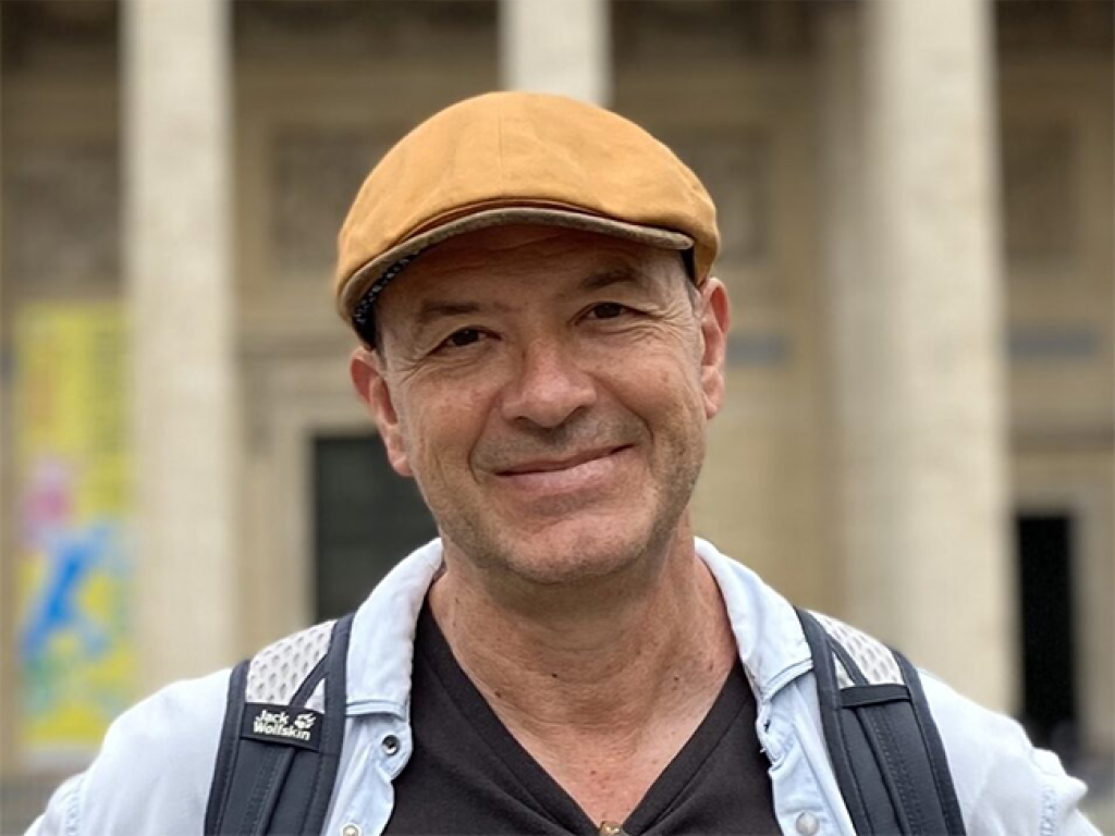 Prof Tommie Meyer